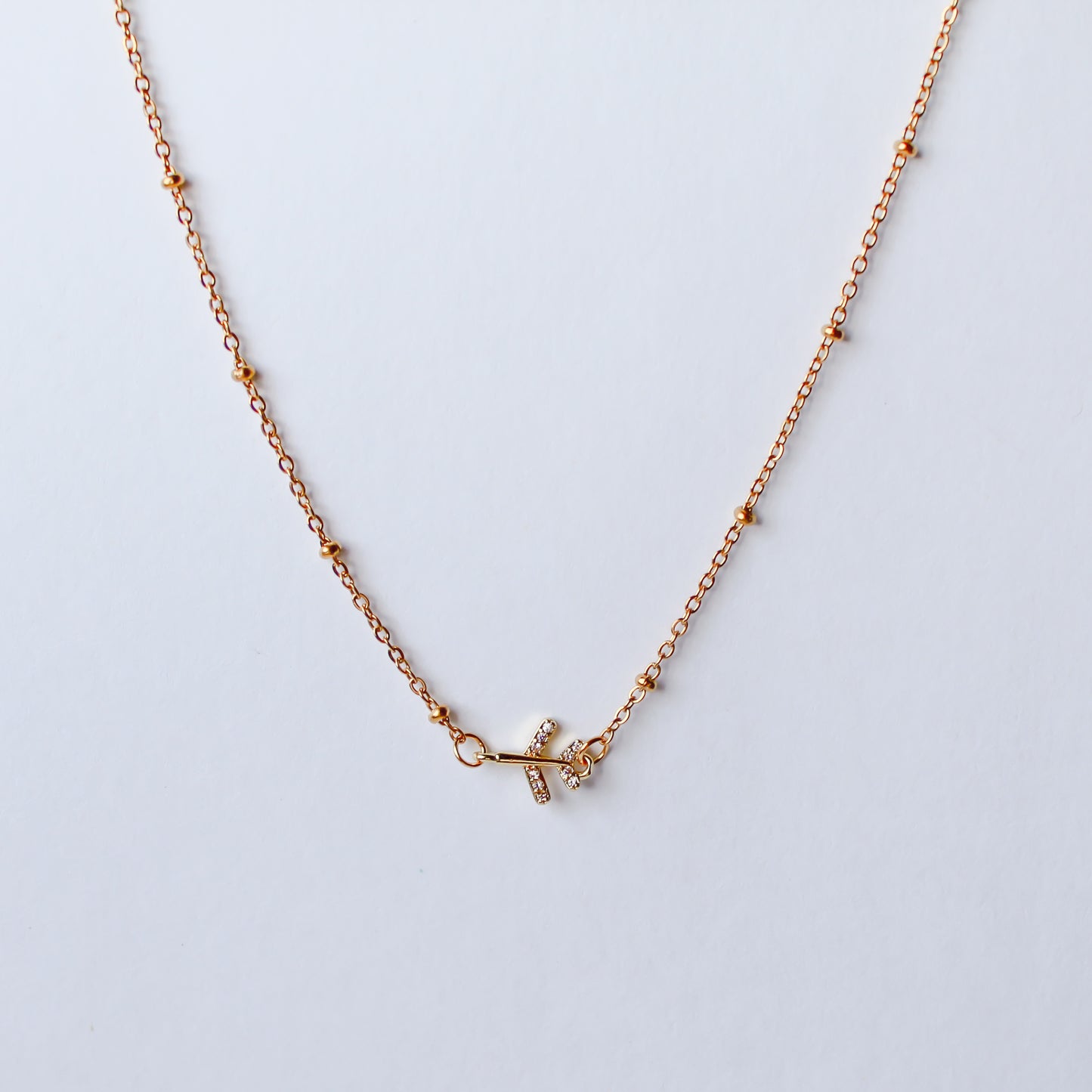 COLLAR AVIÓN DORADO